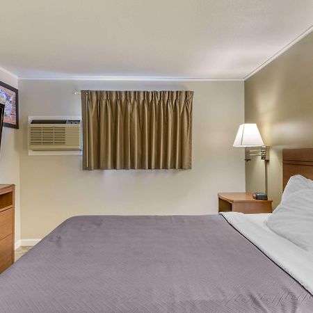 Econo Lodge Bellefonte I-99 Extérieur photo