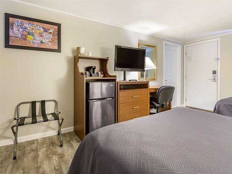 Econo Lodge Bellefonte I-99 Extérieur photo